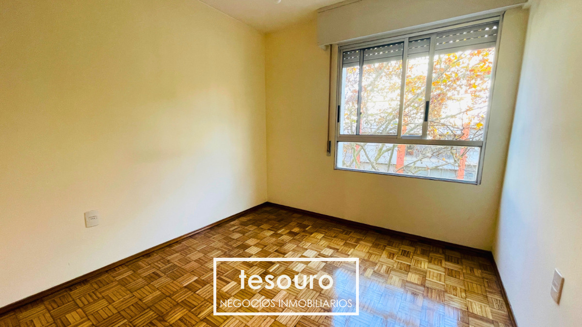 Apartamento ID.4858 - VENTA APARTAMENTO DE 1 DORMITORIO CON GARAGE EN POCITOS 