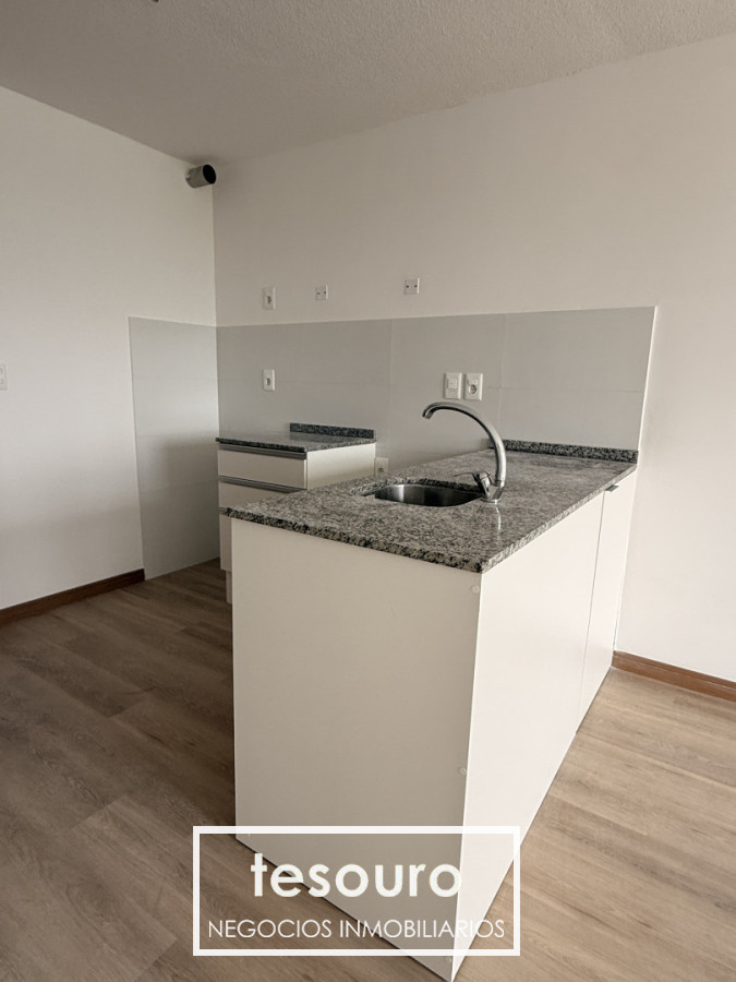 Apartamento ID.5492 - Alquiler de apartamento 1 Dormitorio en Tres Cruces