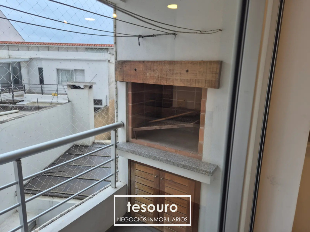 Apartamento ID.5500 - ALQUILER APARTAMENTO DE 2 DORMITORIOS FRENTE AL MAR EN MALVÍN