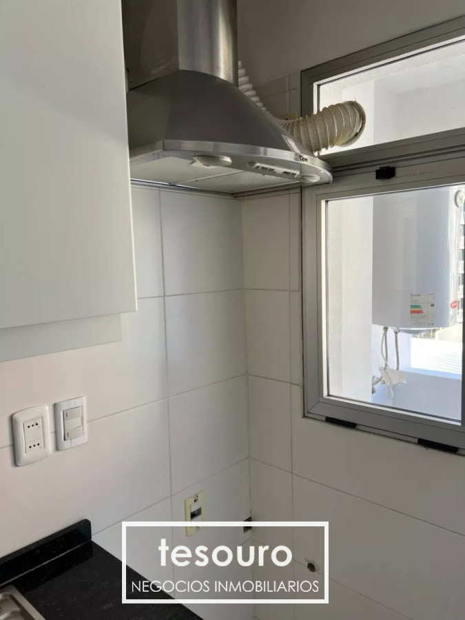 Apartamento ID.4216 - Venta Apartamento de 2 Dormitorios En Cordón Con renta 