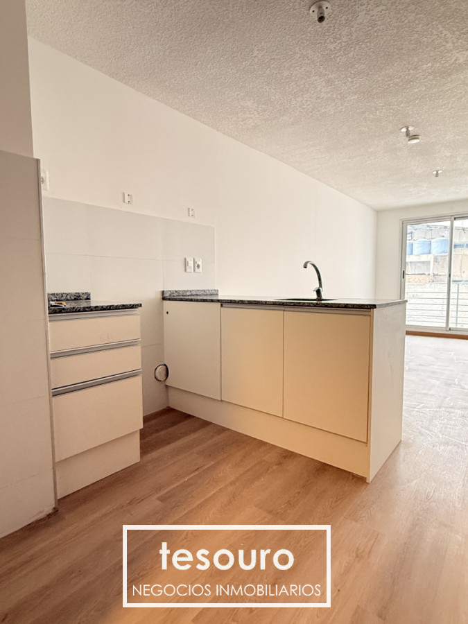 Apartamento ID.5491 - Alquiler de apartamento 1 dormitorio en Tres Cruces