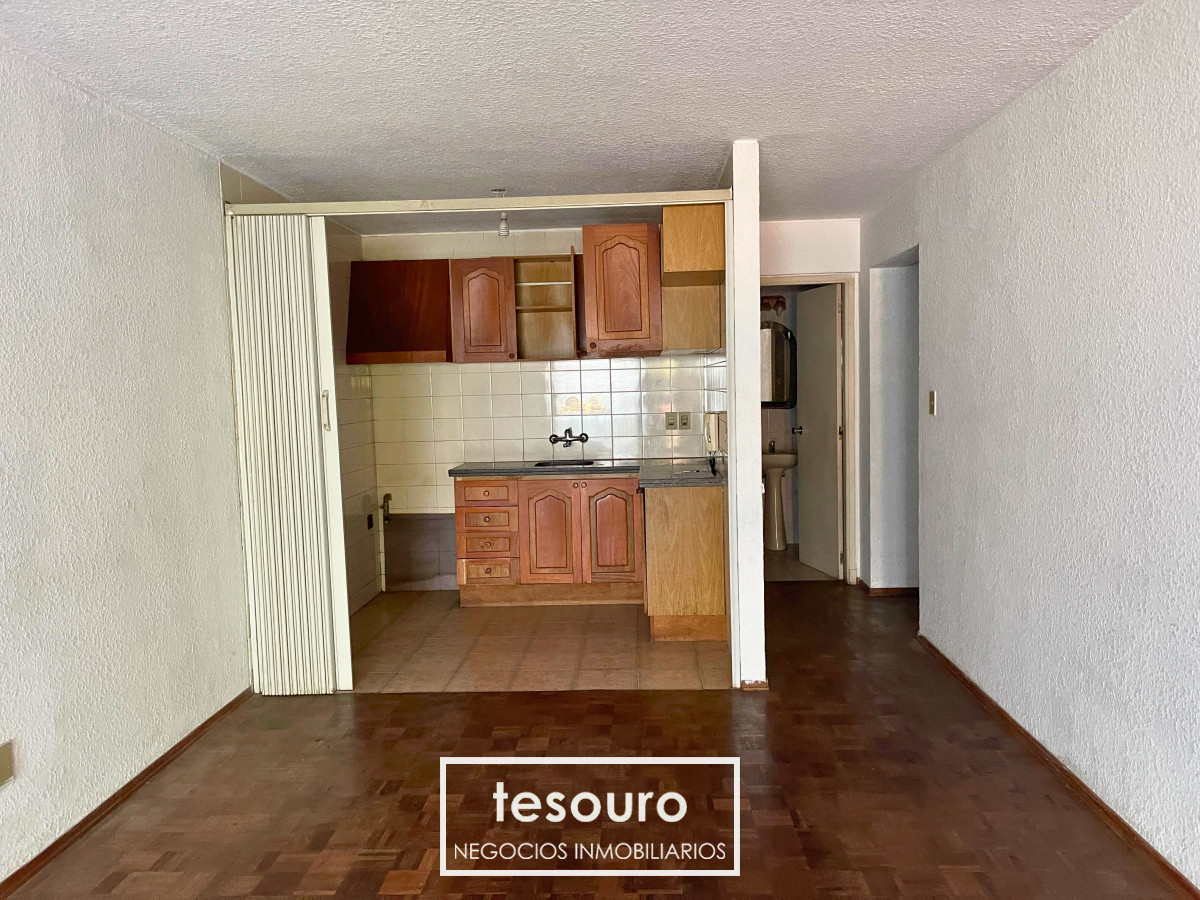 Apartamento ID.4608 - VENTA MONOAMBIENTE DE 50MTS2 PRÓXIMO A TRES CRUCES 