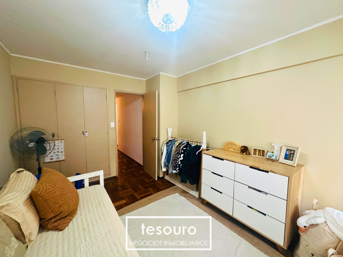 Apartamento ID.5440 - VENTA APARTAMENTO DE 3 DORMITORIOS EN POCITOS PRÓXIMO A LA RAMBLA