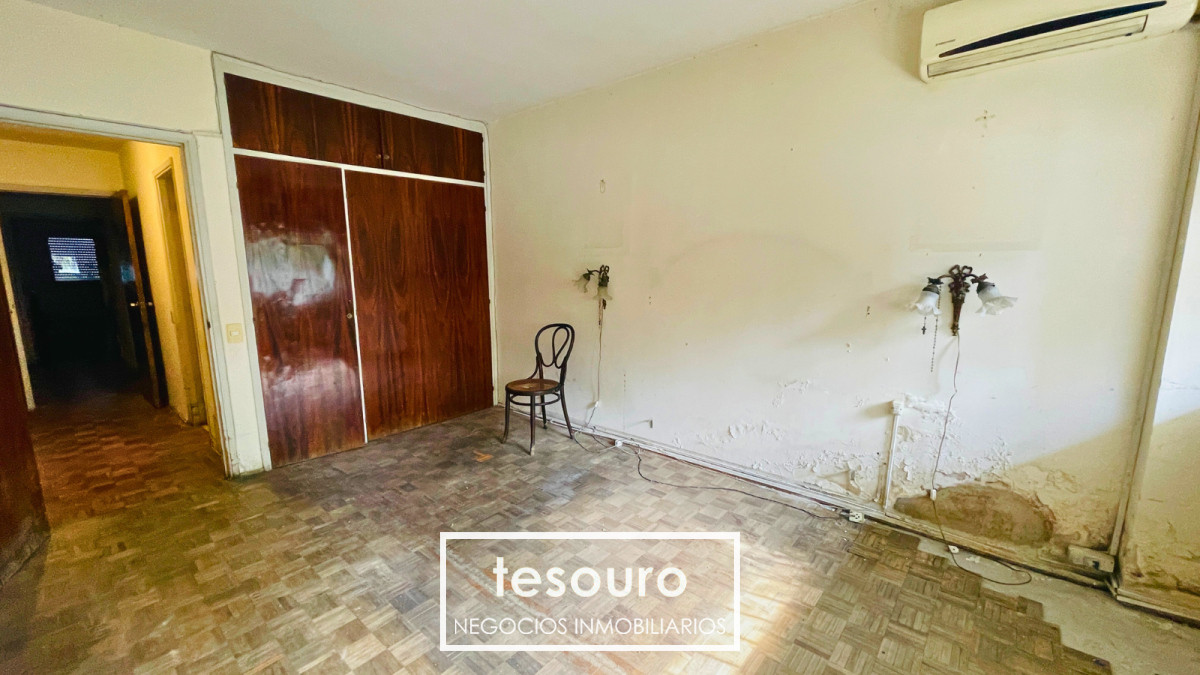 Apartamento ID.4892 - VENTA APARTAMENTO DE 3 DORMITORIOS EN POCITOS PRÓXIMO A RAMBLA