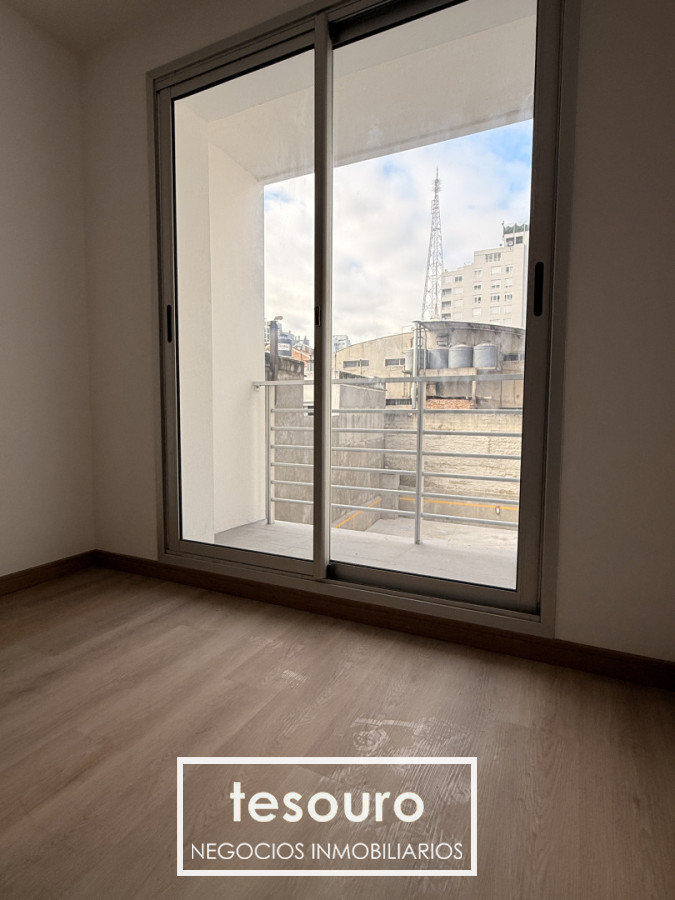 Apartamento ID.5491 - Alquiler de apartamento 1 dormitorio en Tres Cruces