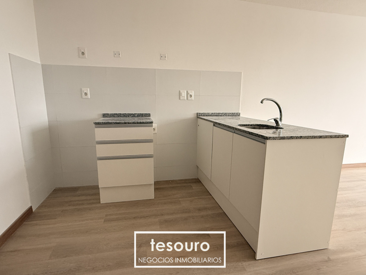 Apartamento ID.5492 - Alquiler de apartamento 1 Dormitorio en Tres Cruces
