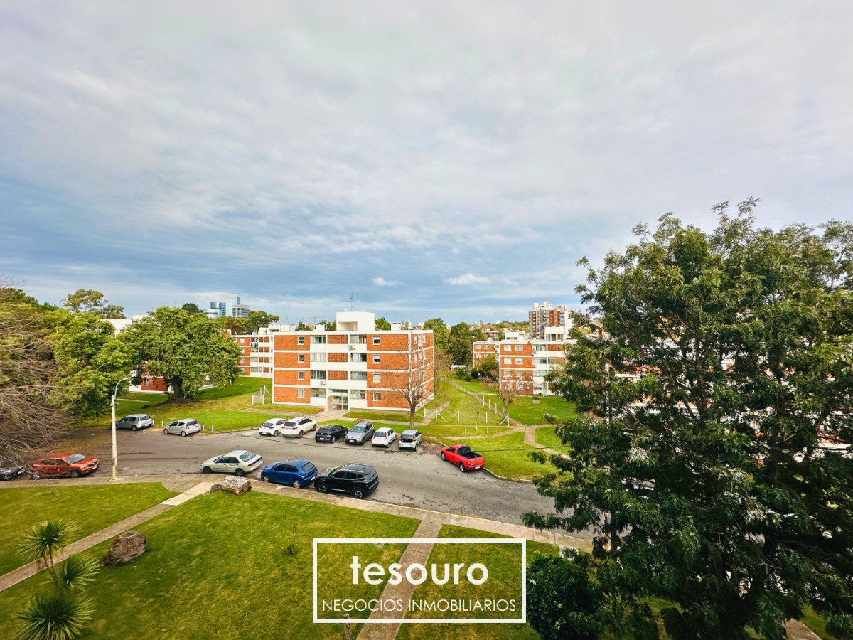 Apartamento ID.5709 - VENTA APARTAMENTO DE 2 DORMITORIOS EN BUCEO
