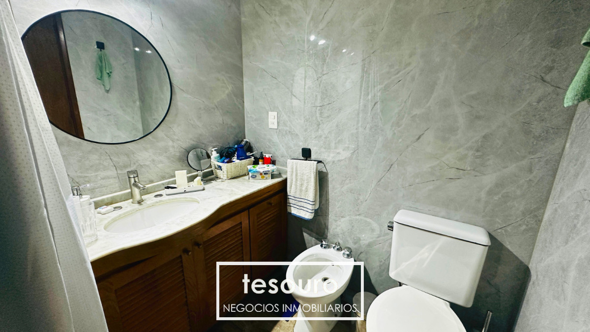 Apartamento ID.4994 - VENTA APARTAMENTO DE 2 DORMITORIOS EN PARQUE RODÓ CON PATIO