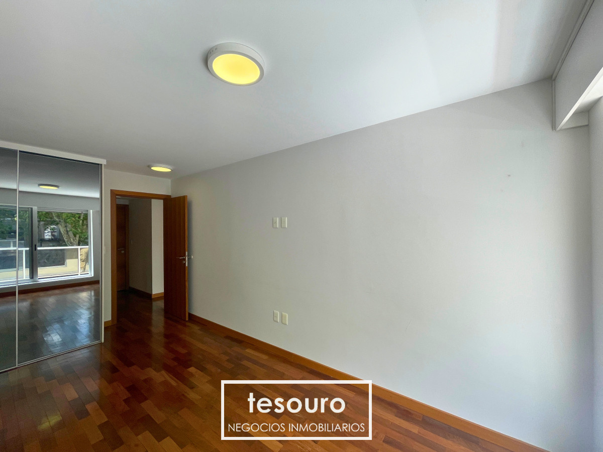 Apartamento ID.4612 - VENTA APARTAMENTO DE 1 DORMITORIO EN POCITOS PRÓXIMO A LA FACULTAD DE ARQUITECTURA 