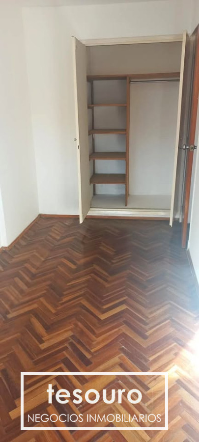 Apartamento ID.4572 - ALQUILER APARTAMENTO DE 2 DORMITORIOS EN POCITOS FRENTE A PLAZA JOSÉ ANTONIO CABRERA