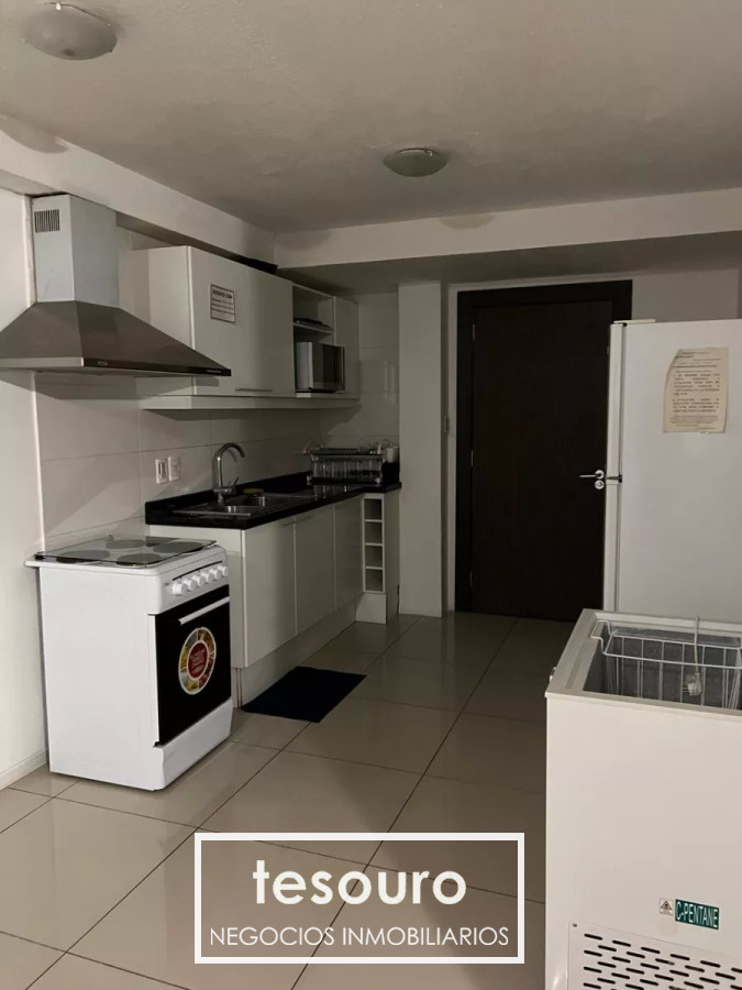Apartamento ID.4216 - Venta Apartamento de 2 Dormitorios En Cordón Con renta 