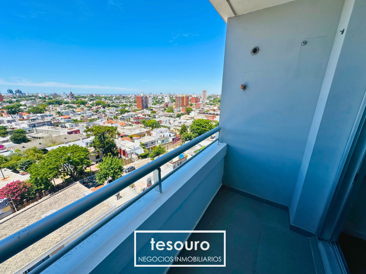 Apartamento ID.5363 - VENTA APARTAMENTO DE 2 DORMITORIOS CON COCHERA EN AV ITALIA Y FRANCISCO SIMÓN