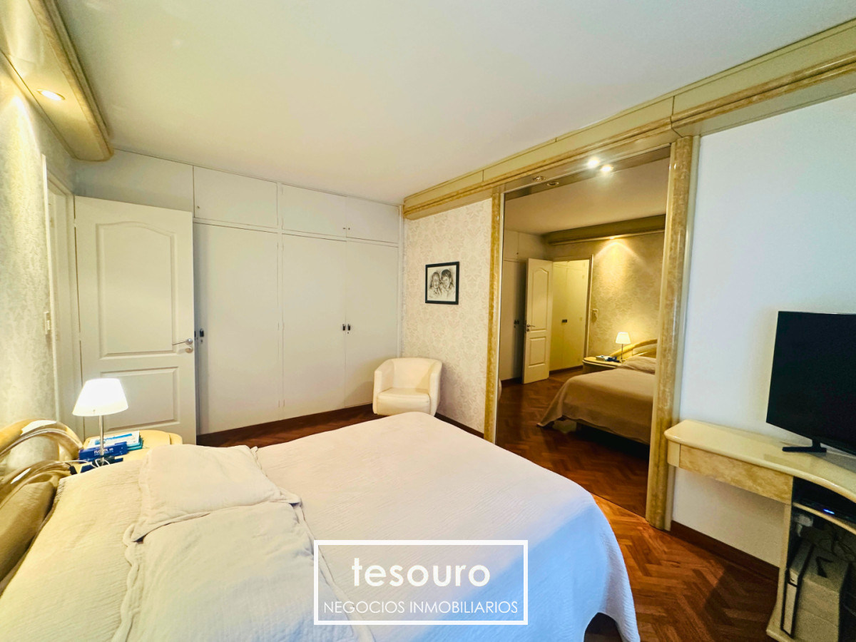 Apartamento ID.5681 - ALQUILER APARTAMENTO DE 3 DORMITORIOS Y SERVICIO EN POCITOS