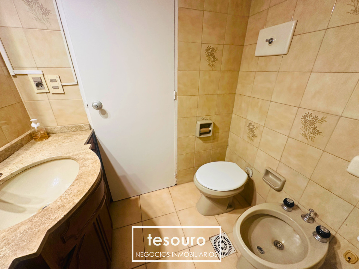 Apartamento ID.5307 - VENTA APARTAMENTO DE 2 DORMITORIOS EN POCITOS