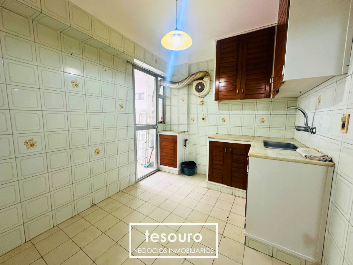 Apartamento ID.5307 - VENTA APARTAMENTO DE 2 DORMITORIOS EN POCITOS