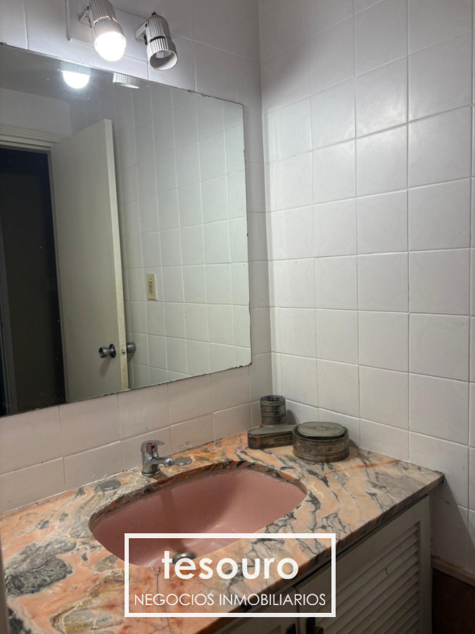 Apartamento ID.5415 - ALQUILER APARTAMENTO DE 2 DORMITORIOS AMOBLADO EN POCITOS 