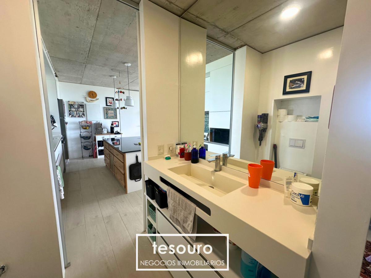 Apartamento ID.5483 - VENTA APARTAMENTO 1 DORMITORIO CON VISTA AL MAR 