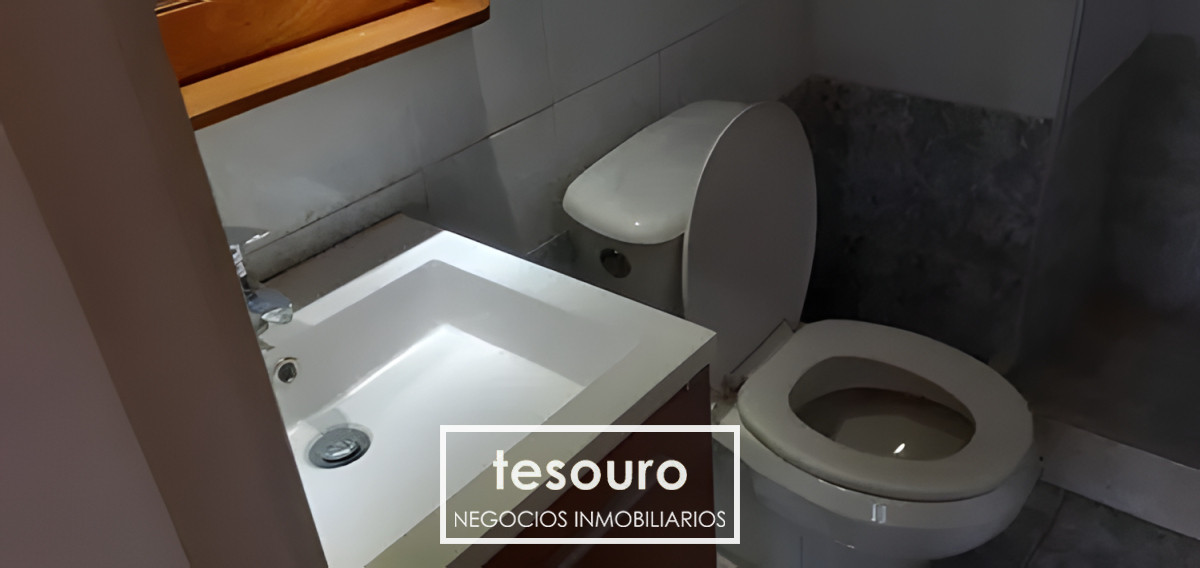 Apartamento ID.4885 - VENTA MONOAMBIENTE EN POCITOS BV. ESPAÑA Y BERRO