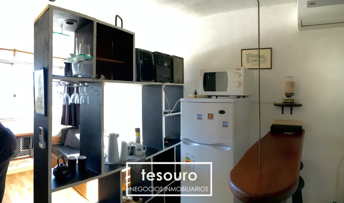 Apartamento ID.4823 - ALQUILER MONOAMBIENTE AMOBLADO EN CORDÓN A METROS DE 18 DE JULIO