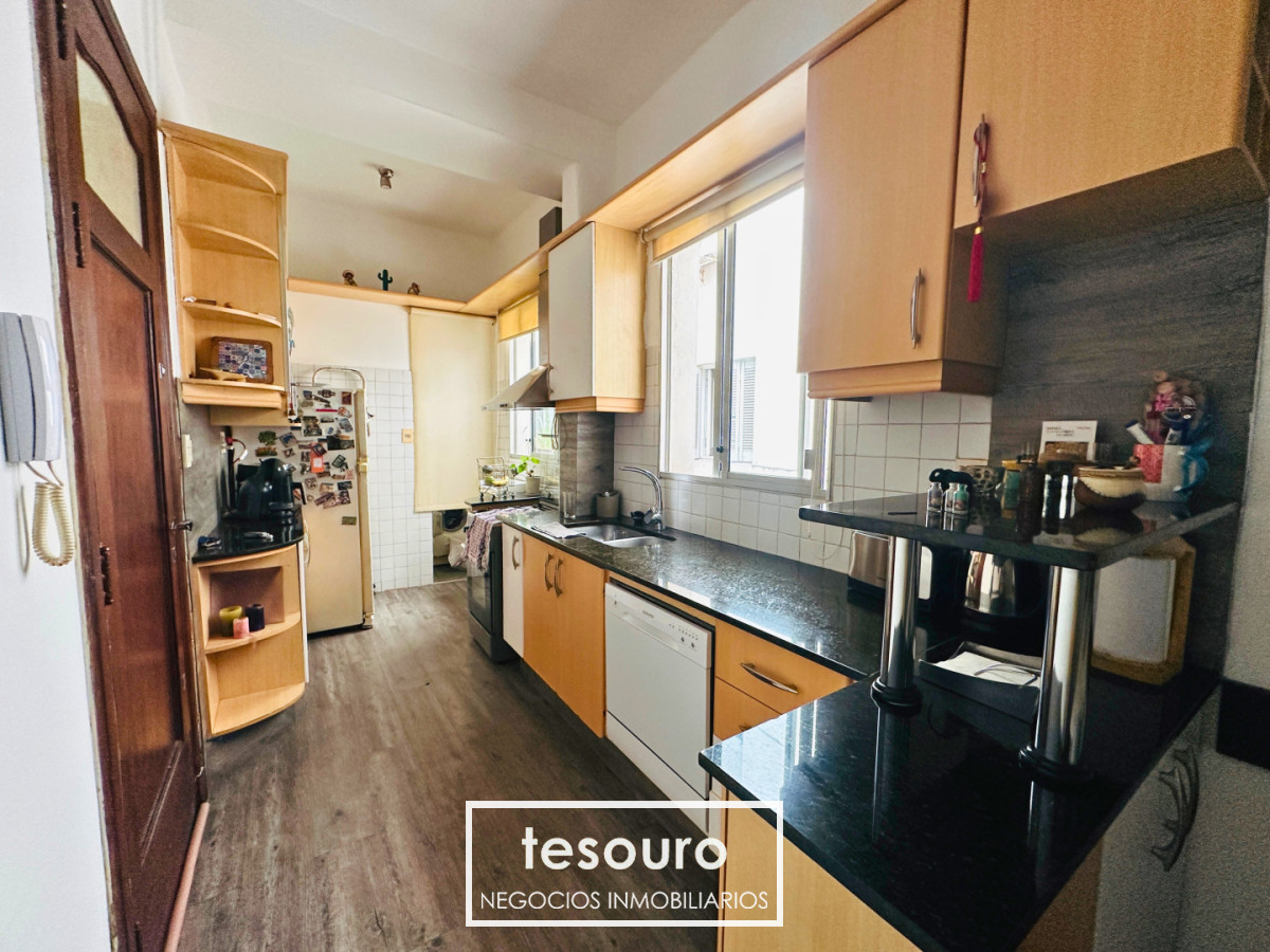 Apartamento ID.5414 - VENTA APARTAMENTO DE 4 DORMITORIOS EN POCITOS