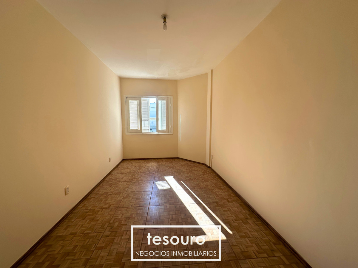 Apartamento ID.5478 - VENTA APARTAMENTO DE 2 DORMITORIOS EN PARQUE BATLLE