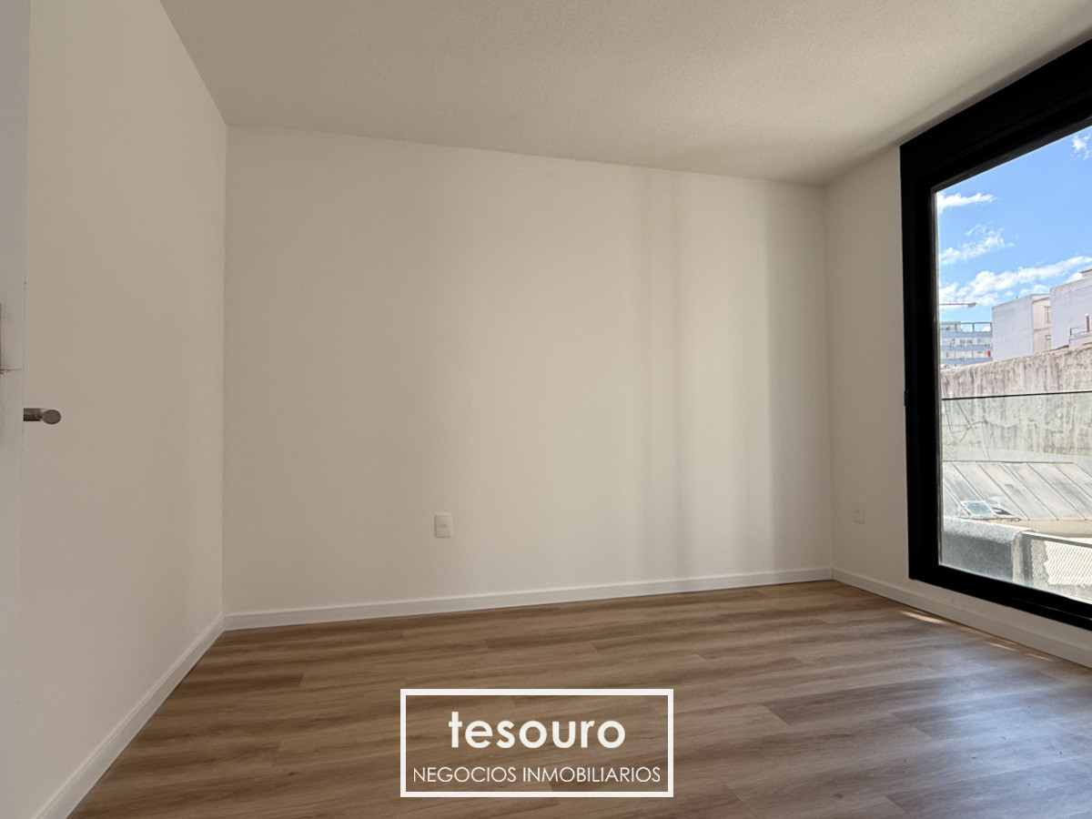 Apartamento ID.5112 - Alquiler Apartamento 1 Dormitorio en Tres Cruces