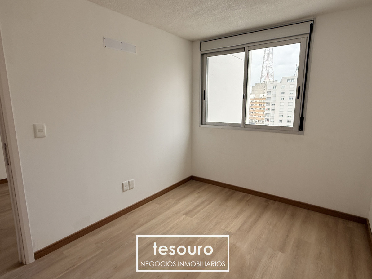 Apartamento ID.5499 - Alquiler Apartamento 1 Dormitorio en Tres Cruces