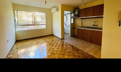 VENTA APARTAMENTO DE 1 DORMITORIO CON GARAGE EN POCITOS