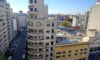 VENTA MONOAMBIENTE EN CORDÓN SOBRE 18 DE JULIO CON RENTA