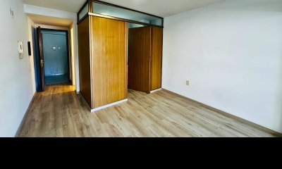 VENTA MONOAMBIENTE CON GARAGE EN CORDÓN