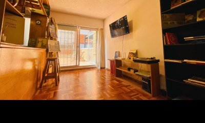 VENTA APARTAMENTO DE 1 DORMITORIO EN CIUDAD VIEJA CON VISTA AL MAR