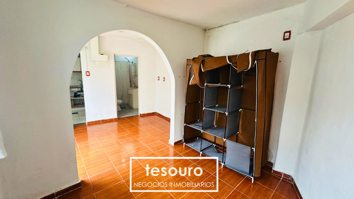 Casa ID.4983 - VENTA CASA CON APARTAMENTO INDEPENDIENTE EN BUCEO PRÓXIMO A AVENIDA ITALIA