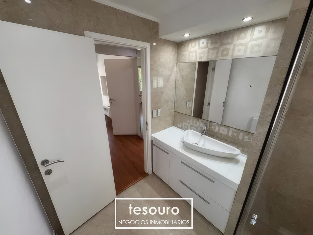 Casa ID.4839 - ALQUILER CASA DE 3 DORMITORIOS EN POCITOS NUEVO PRÓXIMO A MONTEVIDEO SHOPPING