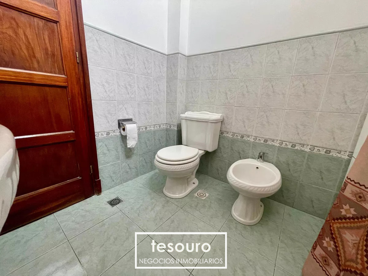 Casa ID.4512 - VENTA CASA DE 4 DORMITORIOS EN BUCEO