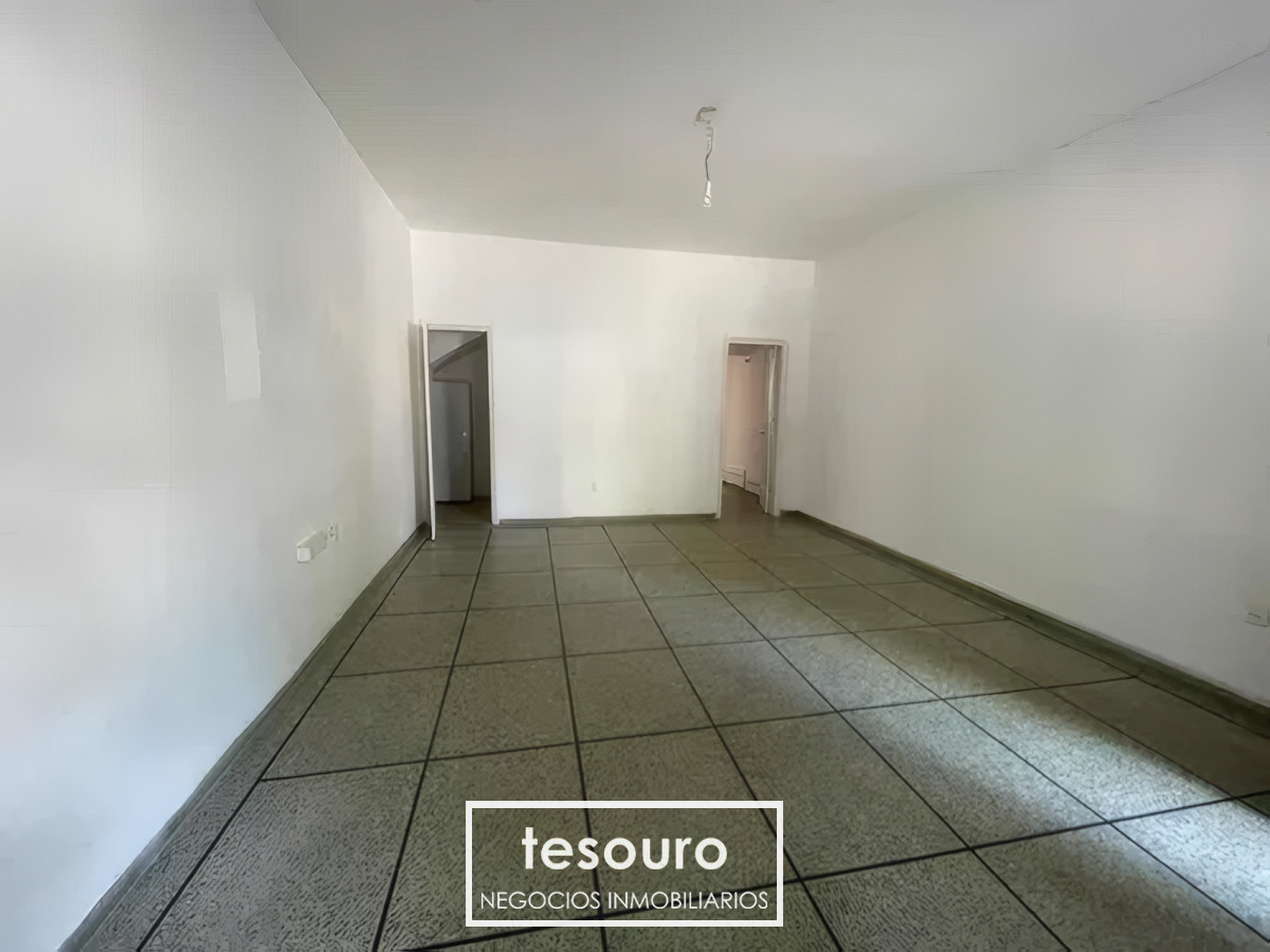 Casa ID.4774 - VENTA PH DE 1 DORMITORIO PRÓXIMO A TRES CRUCES