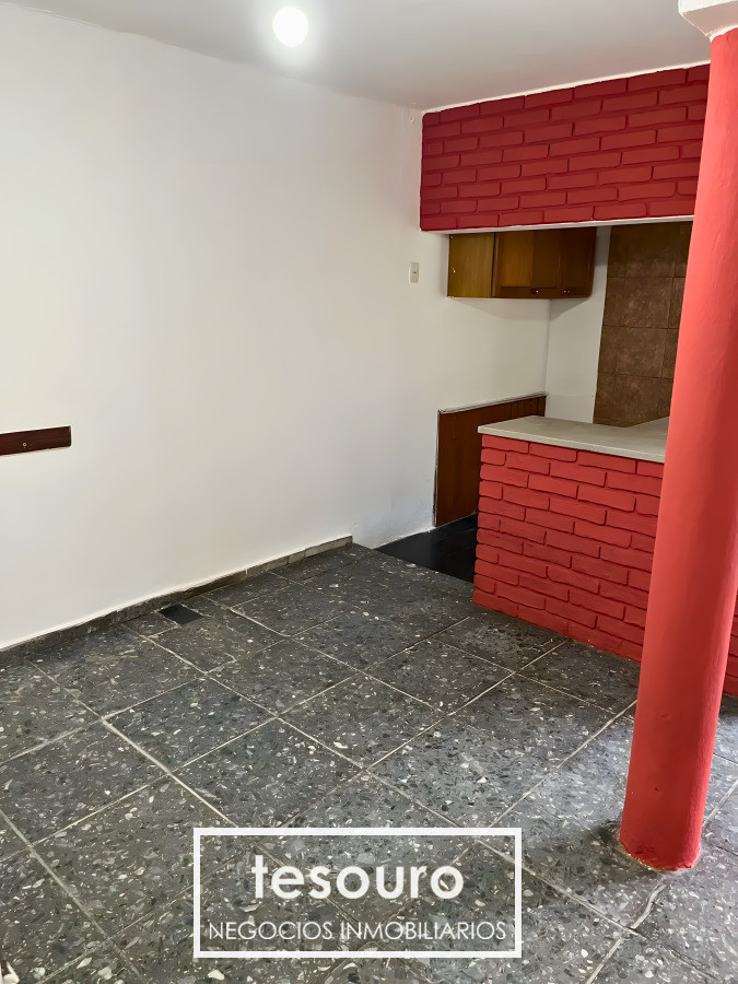 Casa ID.5111 - VENTA CASA DE 3 DORMITORIOS EN LA BLANQUEADA