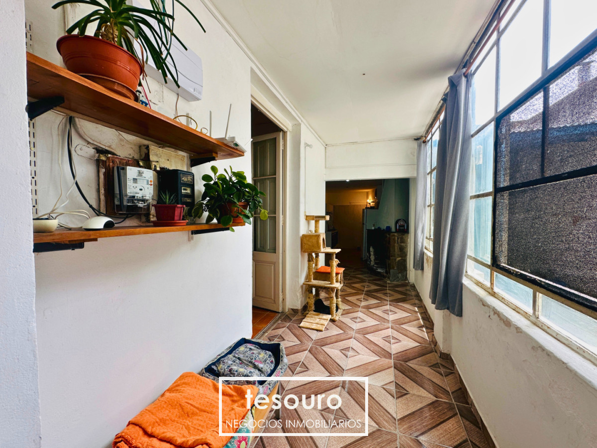 Casa ID.5304 - VENTA CASA EN LA COMERCIAL HOCQUART ESQUINA INCA