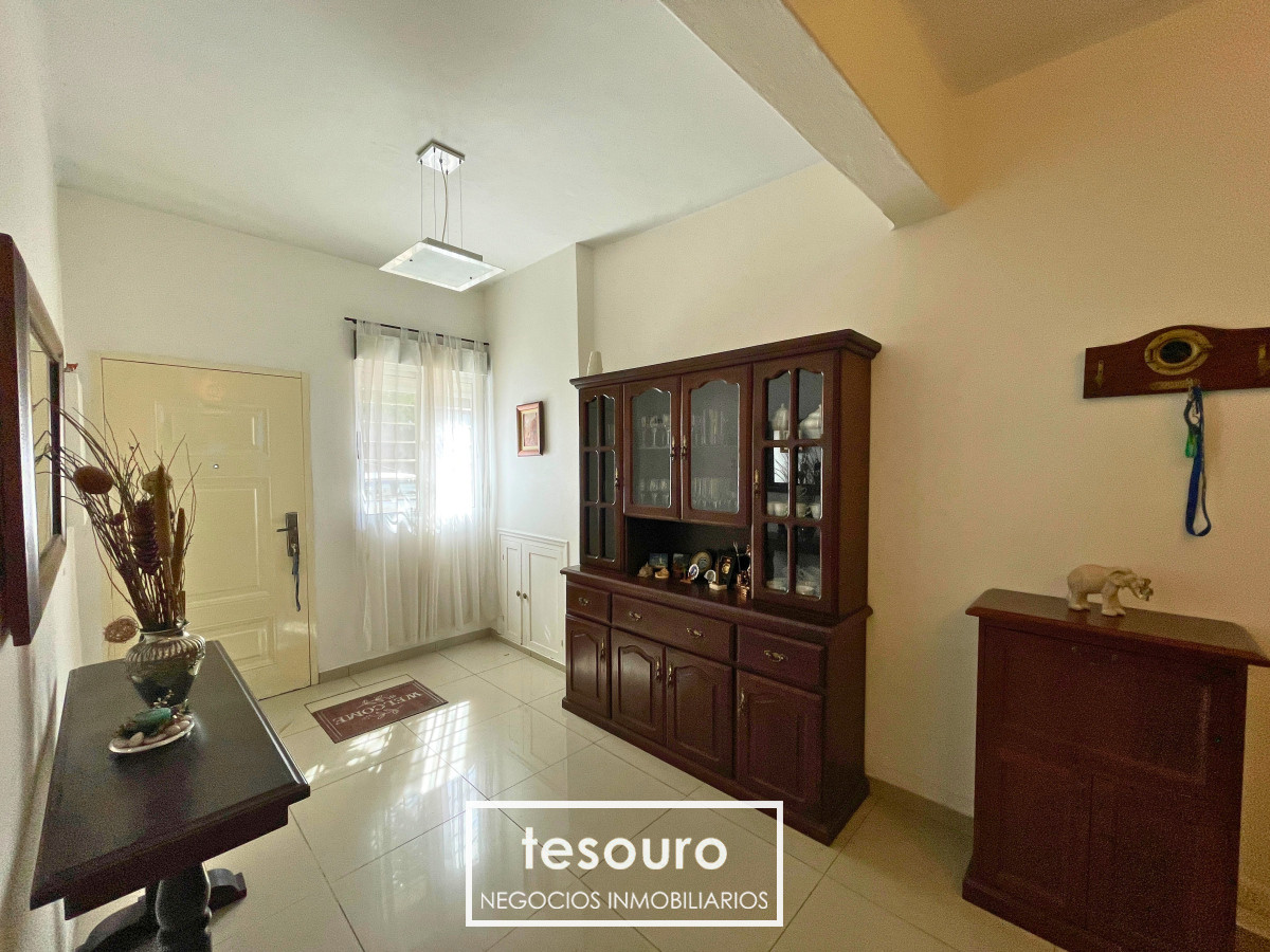 Casa ID.4616 - VENTA CASA PH DE 2 DORMITORIOS EN POCITOS