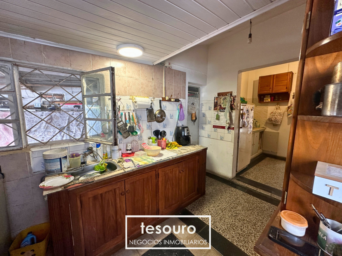 Casa ID.5410 - VENTA 3 CASAS EN MISMO PADRÓN EN MALVÍN NORTE PRÓXIMO A BUCEO