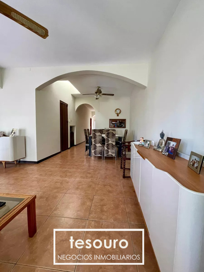 Casa ID.4512 - VENTA CASA DE 4 DORMITORIOS EN BUCEO