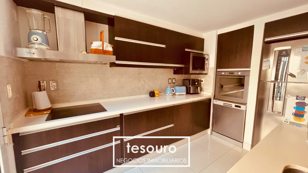 Casa ID.4863 - VENTA CASA DE 3 DORMITORIOS EN PUNTA CARRETAS