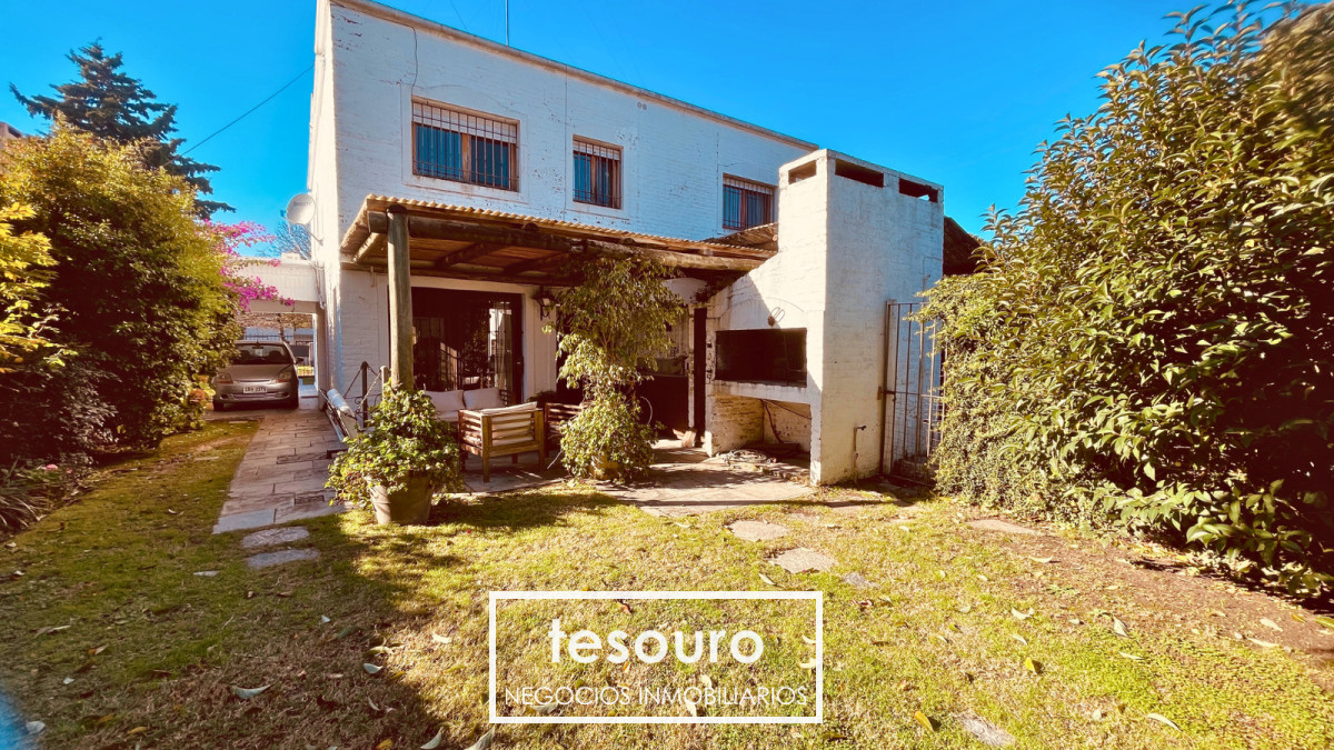 Casa ID.4866 - VENTA CASA DE 3 DORMITORIOS EN CARRASCO