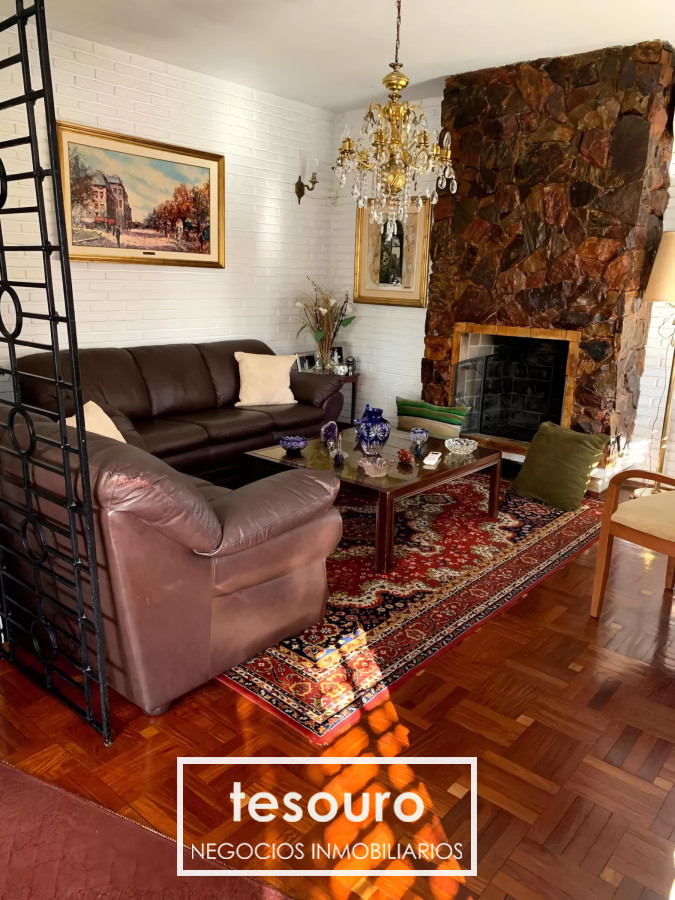 Casa ID.4580 - VENTA CASA DE 3 DORMITORIOS EN CARRASCO NORTE PROXIMO A AVENIDA ITALIA