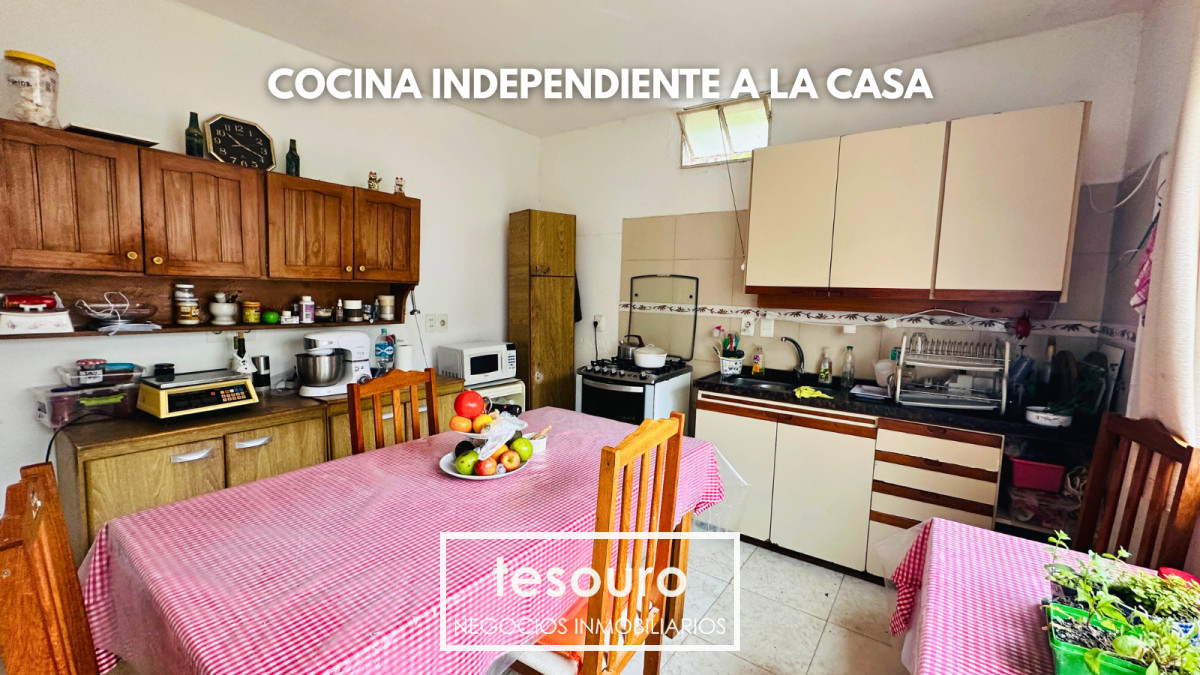 Casa ID.4983 - VENTA CASA CON APARTAMENTO INDEPENDIENTE EN BUCEO PRÓXIMO A AVENIDA ITALIA