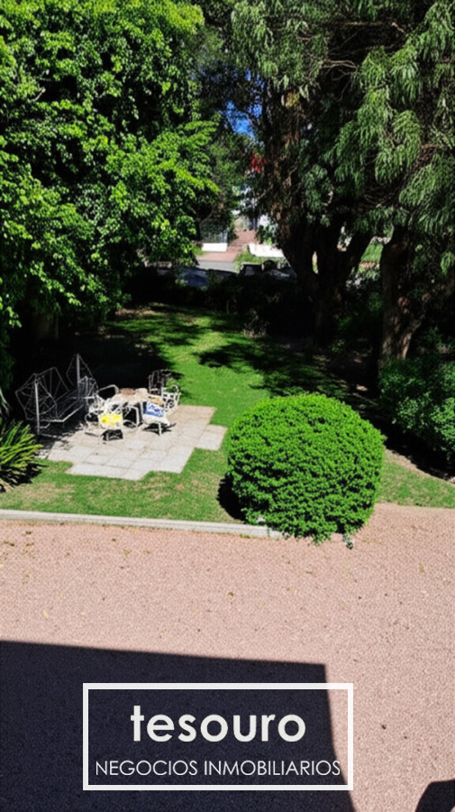 Casa ID.5731 - Venta de casa 6 dormitorios en Punta Gorda