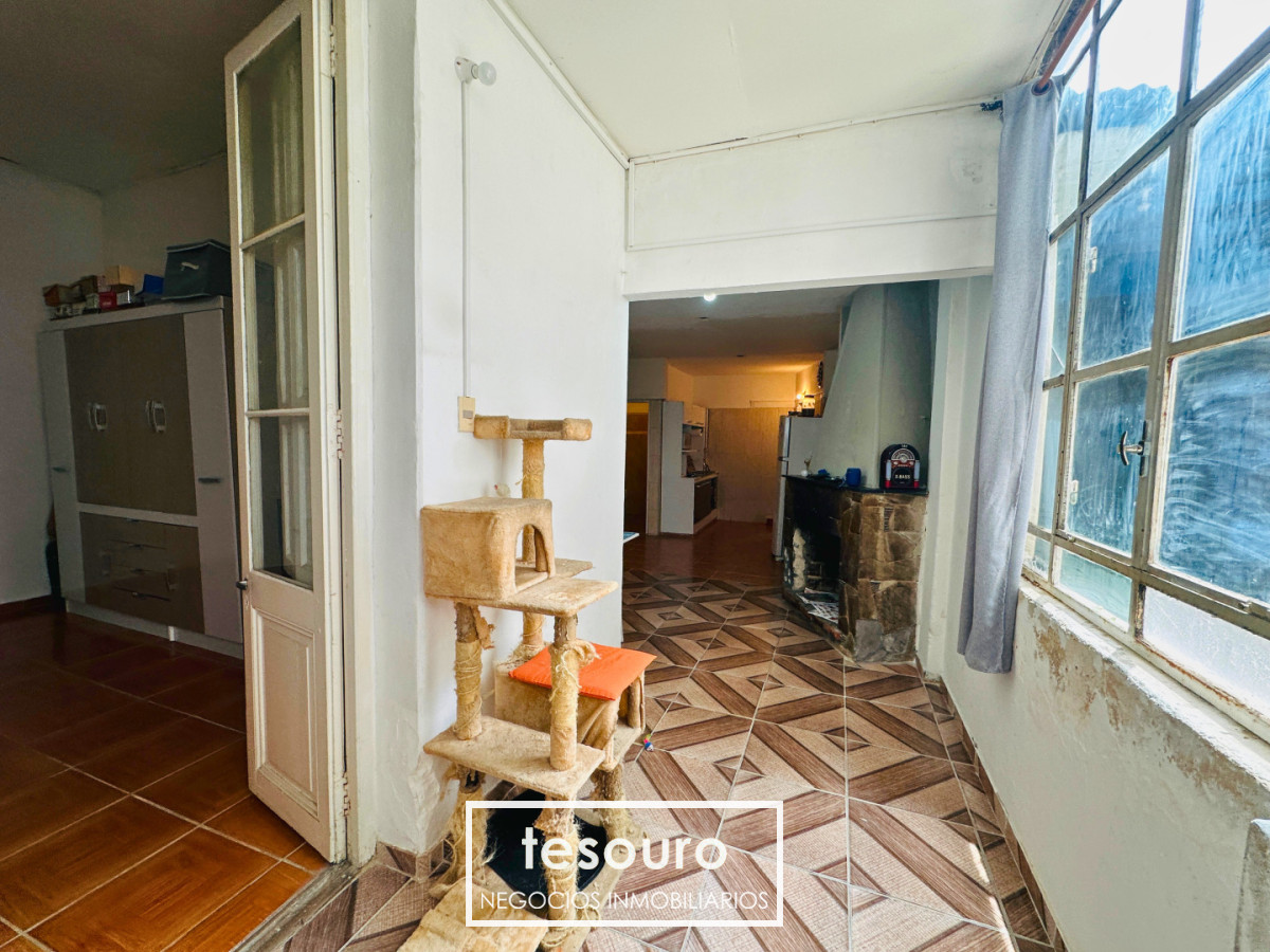 Casa ID.5304 - VENTA CASA EN LA COMERCIAL HOCQUART ESQUINA INCA