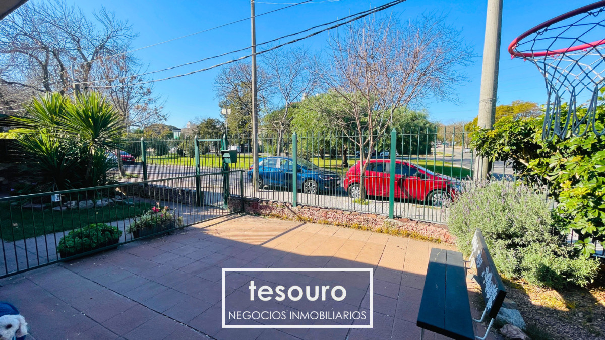 Casa ID.4879 - VENTA CASA DE 3 DORMITORIOS EN MALVÍN SUR