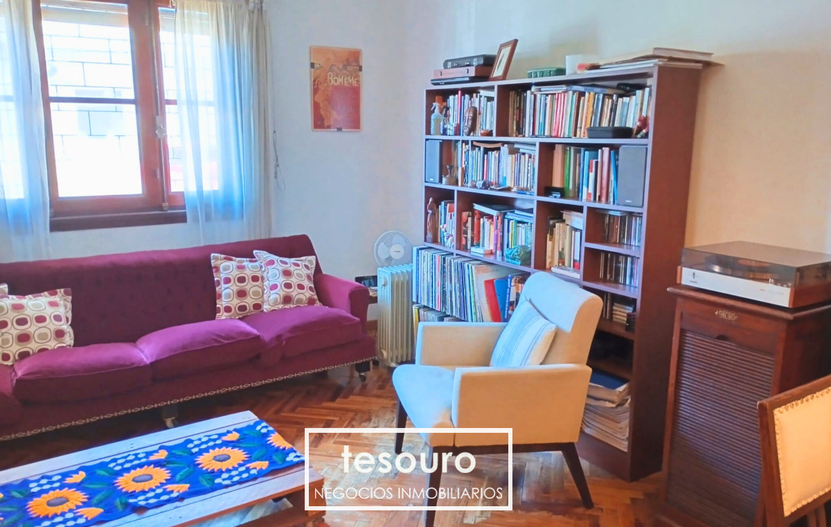 Casa ID.4867 - VENTA CASA DE 2 DORMITORIOS EN LARRAÑAGA PRÓXIMO A BV. ARTIGAS Y GARIBALDI