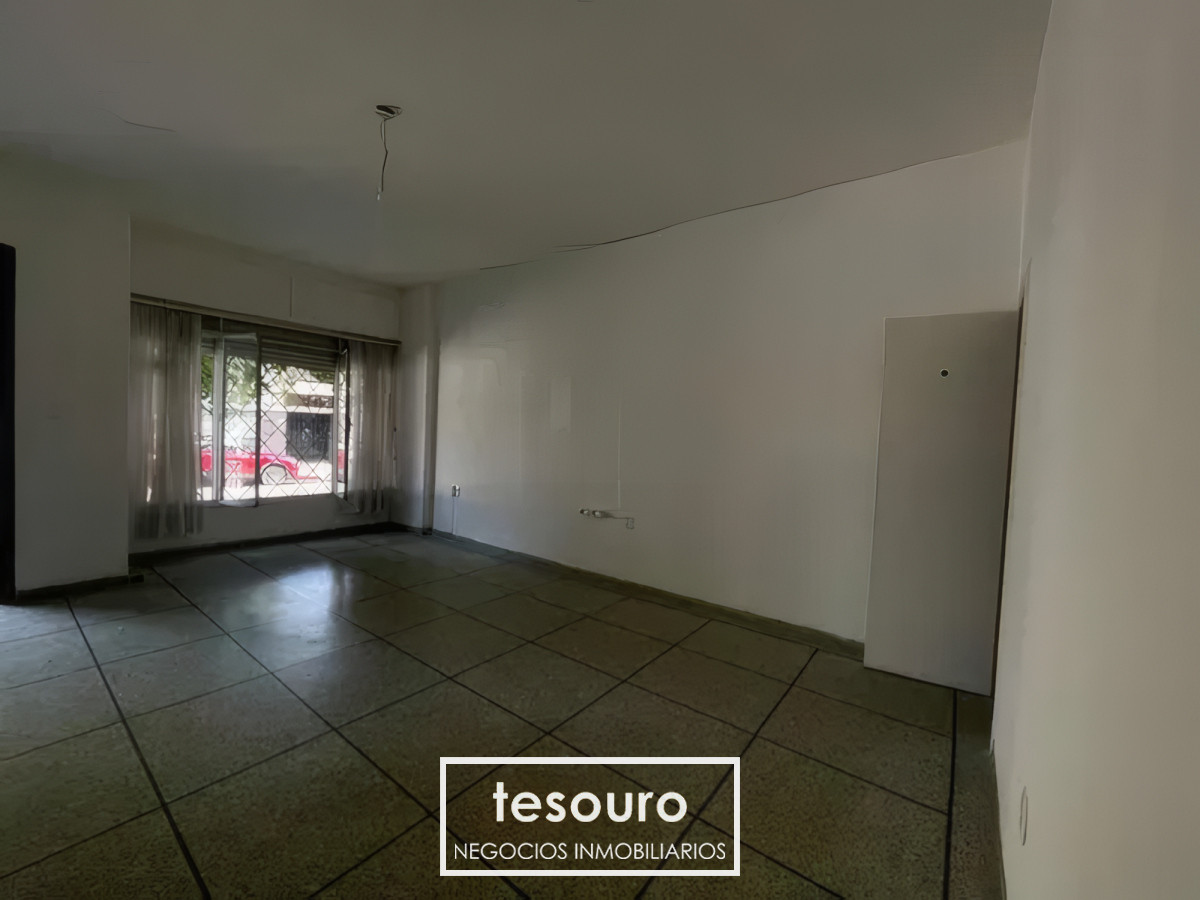 Casa ID.4774 - VENTA PH DE 1 DORMITORIO PRÓXIMO A TRES CRUCES