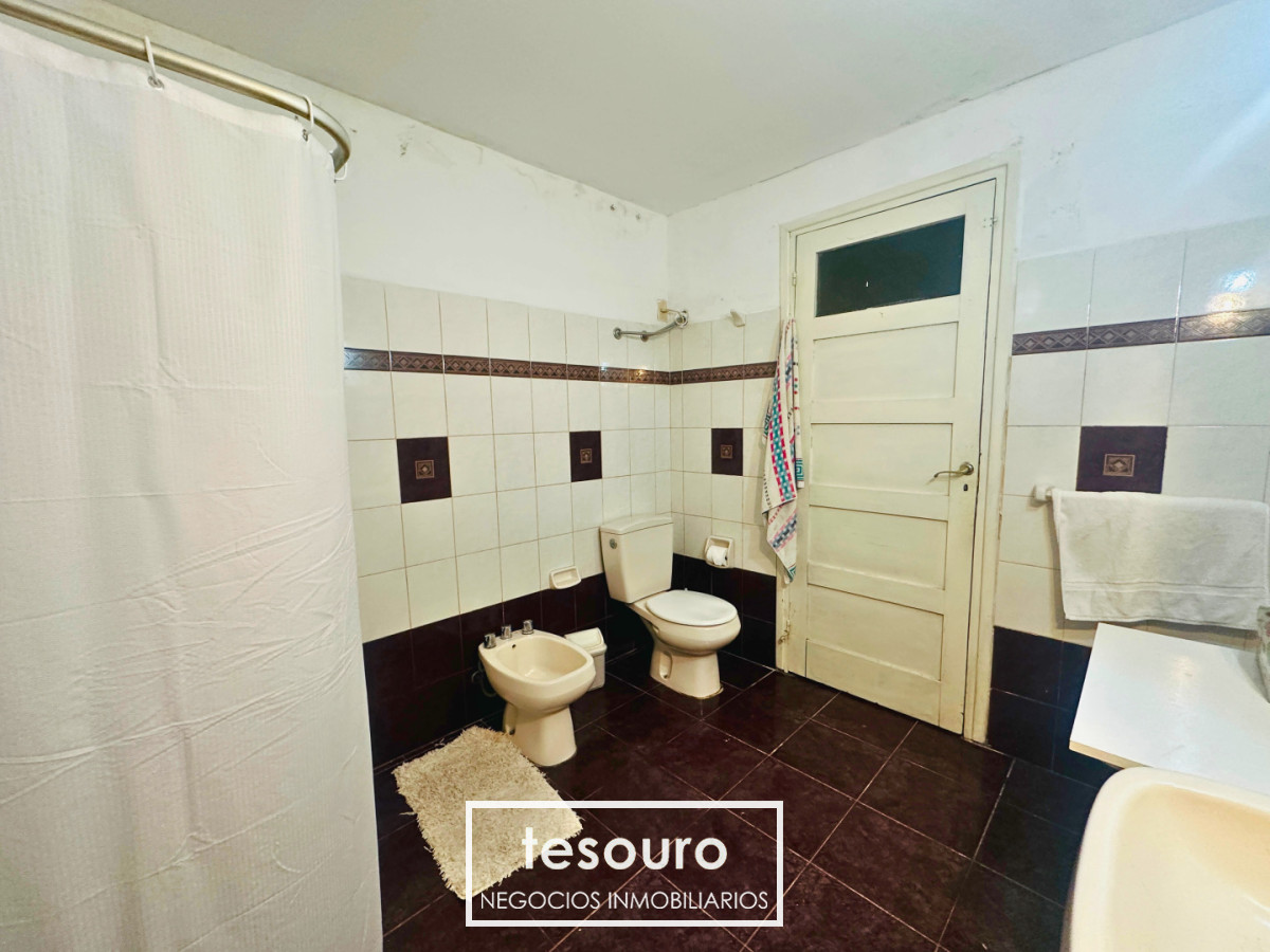 Casa ID.5370 - VENTA CASA DE 3 DORMITORIOS EN LA BLANQUEADA